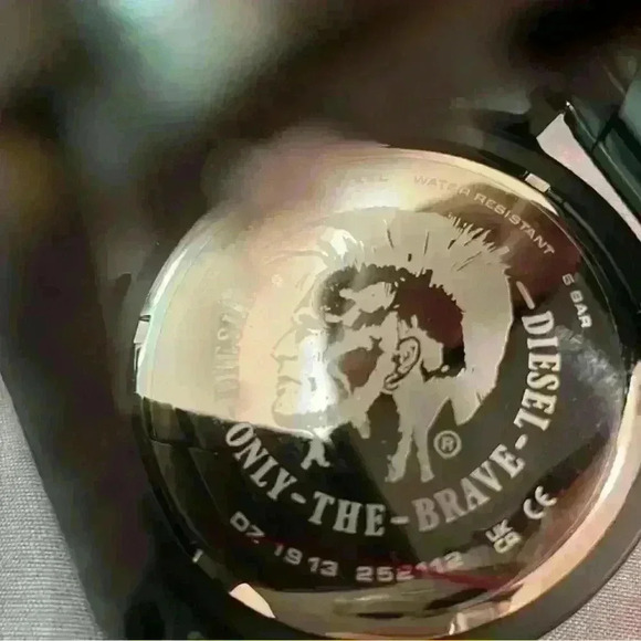 🔥NIB: Men’s Diesel watch - Picture 4 of 4